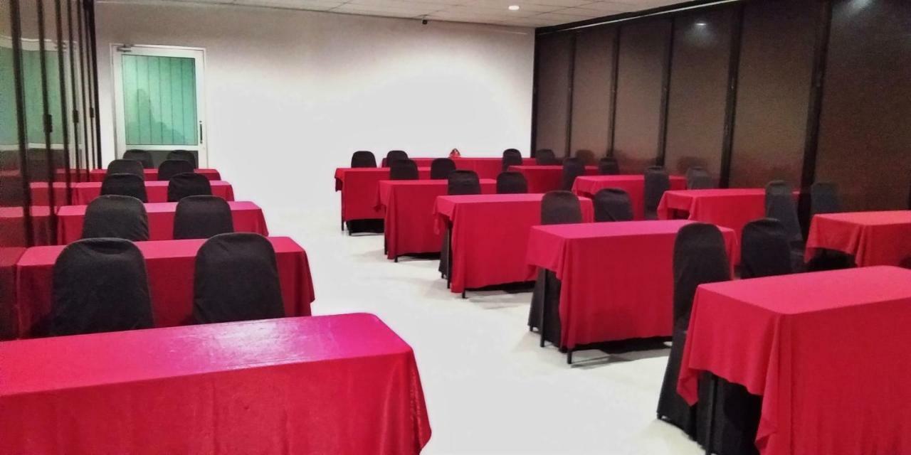 Merilton Hotel Sungai Petani Buitenkant foto
